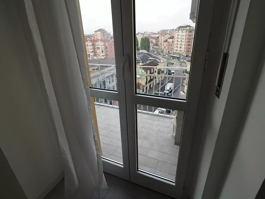 Immagine 7 di Camera in affitto  in Via Verolengo a Torino