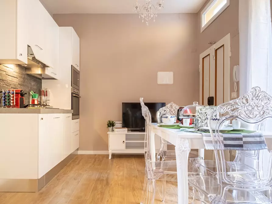 Immagine 8 di Appartamento in affitto  in Via San Petronio Vecchio a Bologna