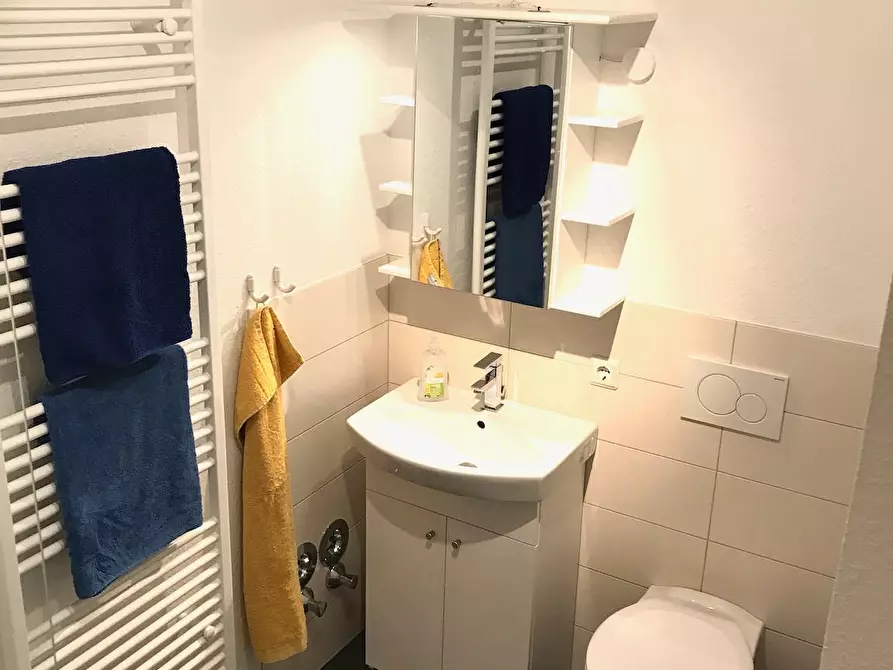 Immagine 6 di Appartamento in affitto  in Bahnhofstraße a Niederorschel