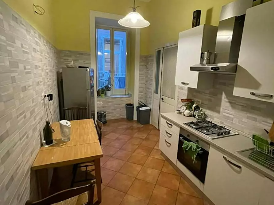 Immagine 9 di Camera in affitto  in Piazza Vincenzo Bellini a Napoli