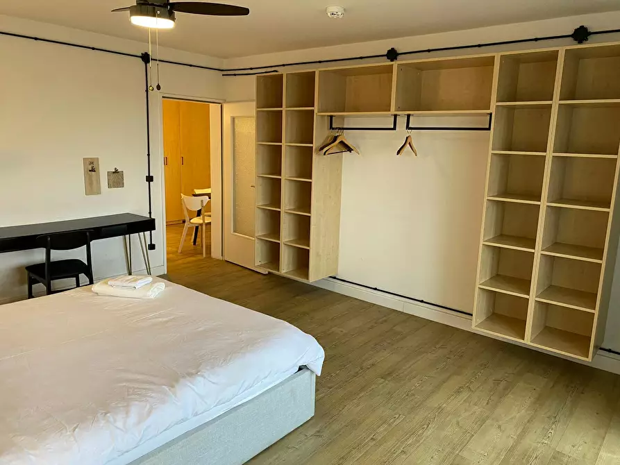 Immagine 6 di Appartamento in affitto  in Glockenturmstraße a Berlin