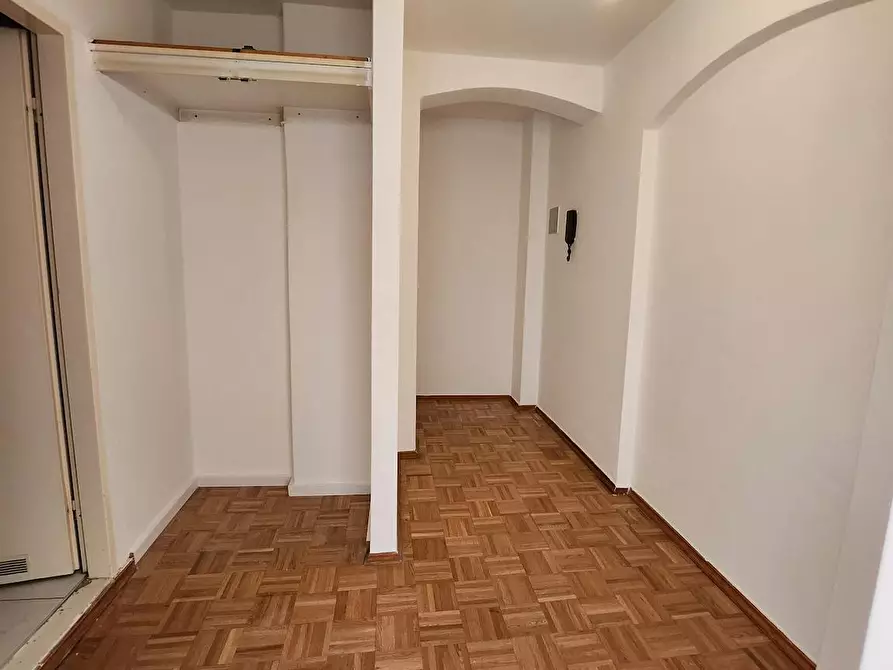Immagine 8 di Appartamento in affitto  in Großbeerenstraße a Berlin