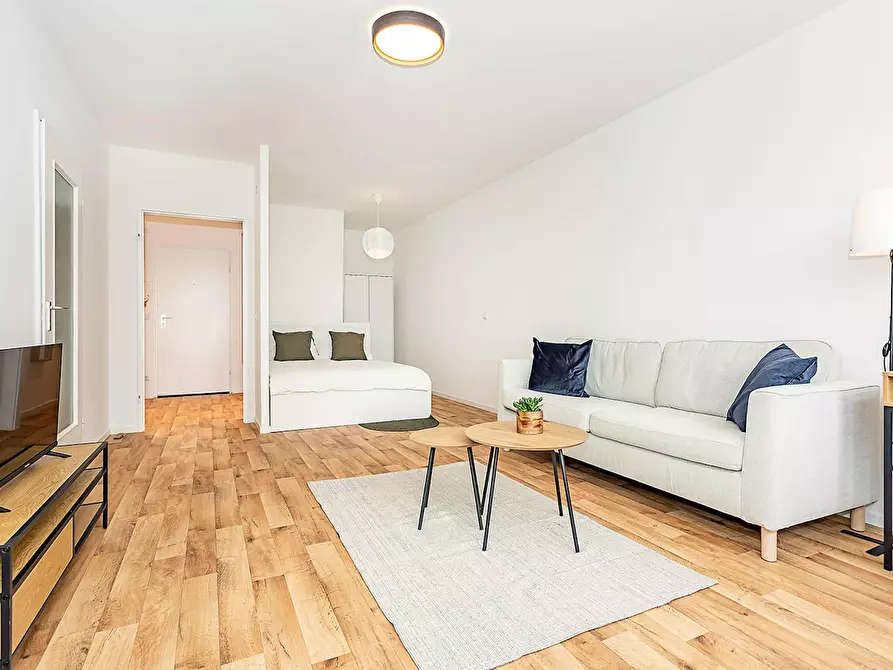 Immagine 2 di Appartamento in affitto  in Mehringplatz a Berlin Kreuzberg
