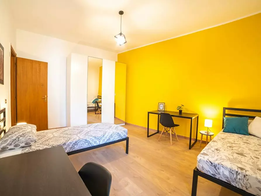 Immagine 2 di Camera in affitto  in Via Don Giovanni Bosco a Milano