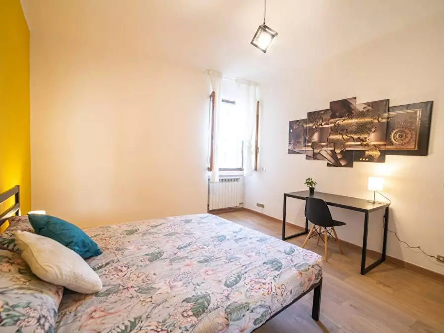 Immagine 1 di Camera in affitto  in Via Don Giovanni Bosco a Milano