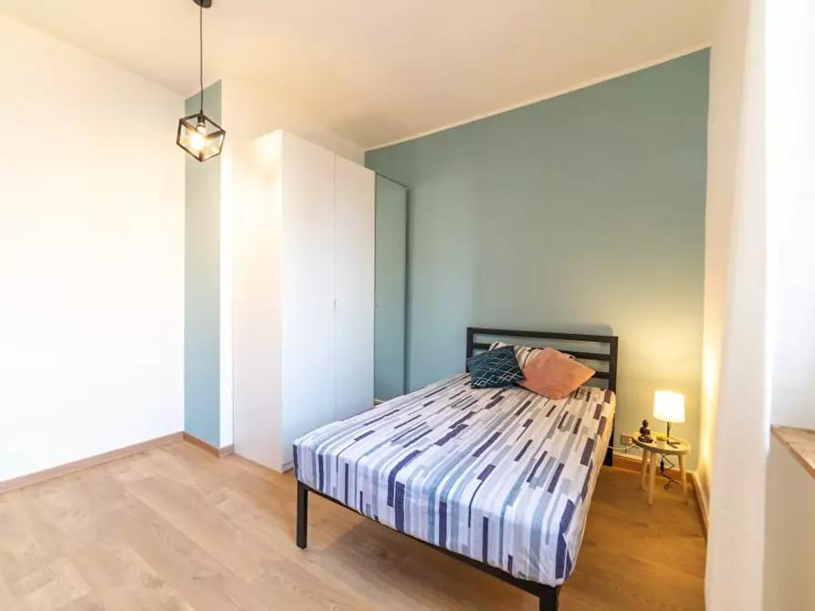 Immagine 2 di Camera in affitto  in Via Don Giovanni Bosco a Milano