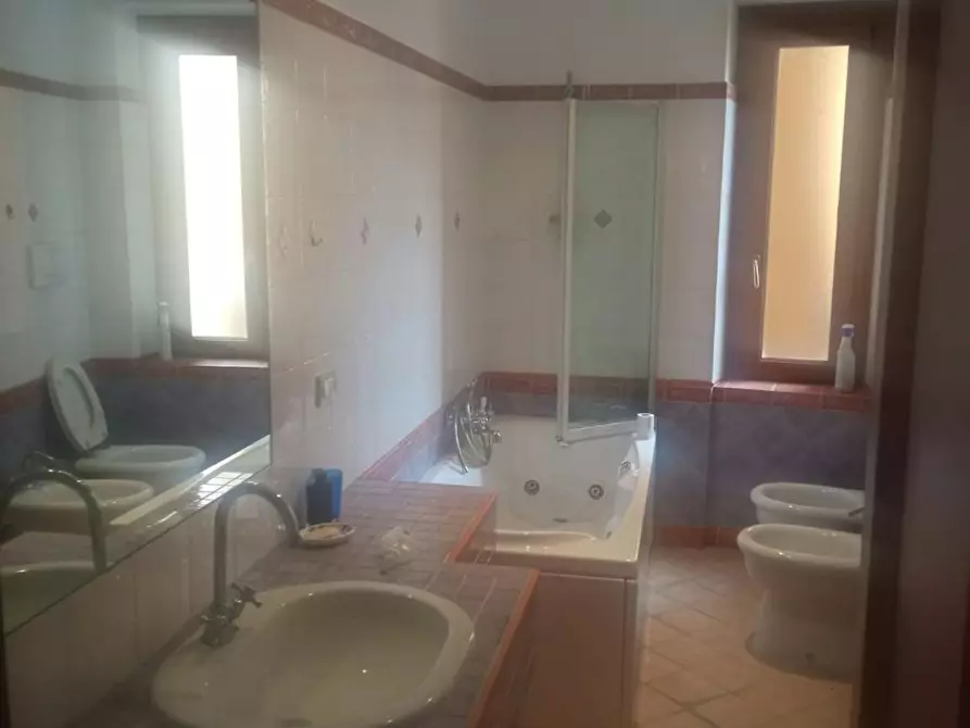 Immagine 10 di Camera in affitto  in Via Tripoli a Roma