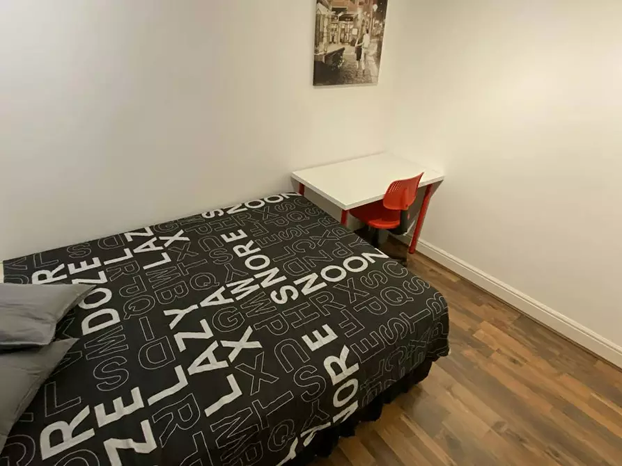 Immagine 2 di Camera in affitto  in Denmark Road a Camberwell