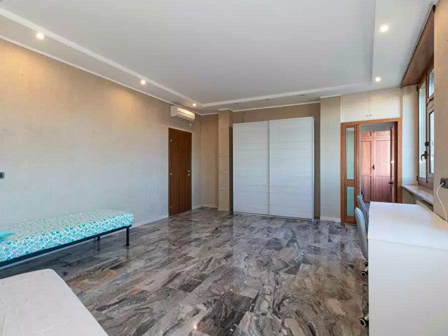 Immagine 8 di Appartamento in affitto  in Via Ventimiglia a Torino