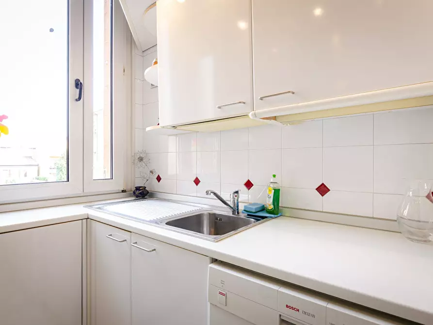 Immagine 7 di Appartamento in affitto  in Via Emilia Ponente a Bologna