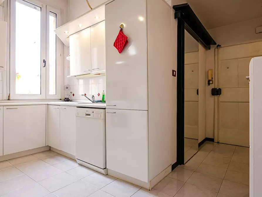 Immagine 4 di Appartamento in affitto  in Via Emilia Ponente a Bologna