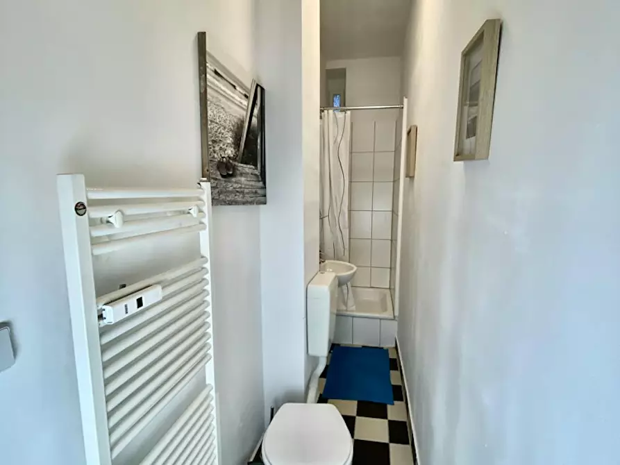 Immagine 7 di Appartamento in affitto  in Ebertystraße a Berlin Friedrichshain