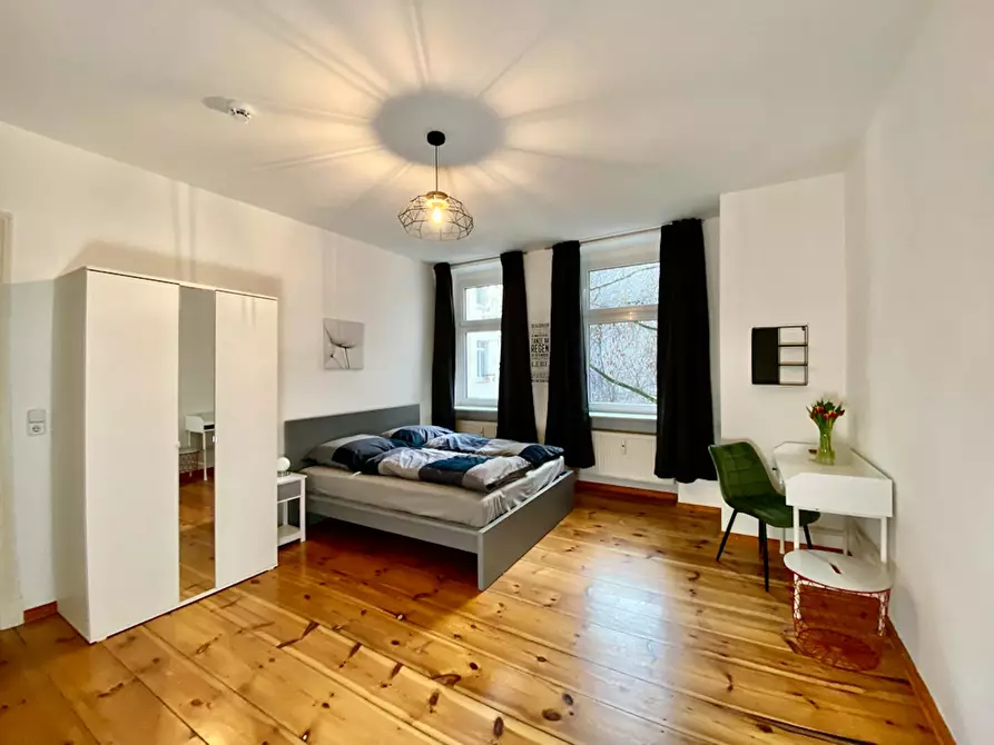 Immagine 1 di Appartamento in affitto  in Ebertystraße a Berlin Friedrichshain