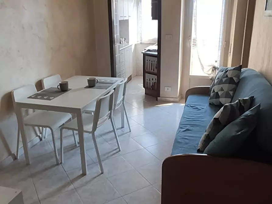 Immagine 6 di Camera in affitto  in Via Mombasiglio a Torino