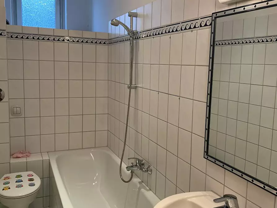 Immagine 8 di Camera in affitto  in Peschkestraße a Berlin