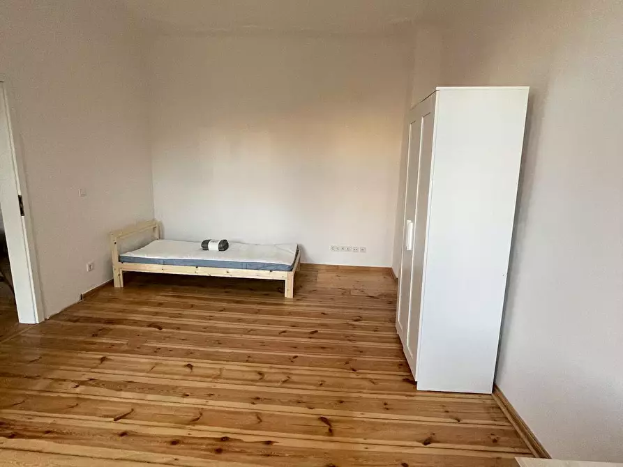 Immagine 2 di Camera in affitto  in Peschkestraße a Berlin