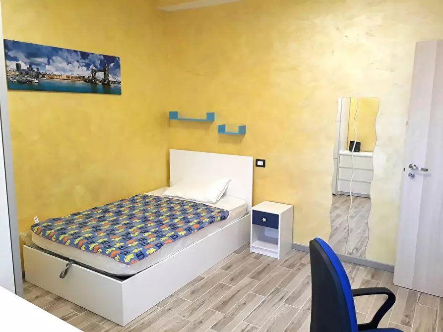 Immagine 1 di Camera in affitto  in Via Alessandro Cruto a Torino