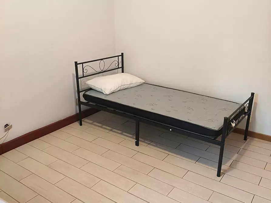 Immagine 3 di Camera in affitto  in Via Roberto De Visiani a Padova