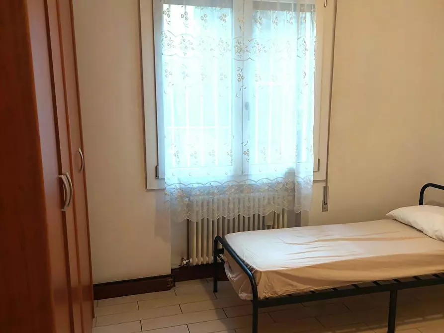 Immagine 5 di Camera in affitto  in Via Roberto De Visiani a Padova
