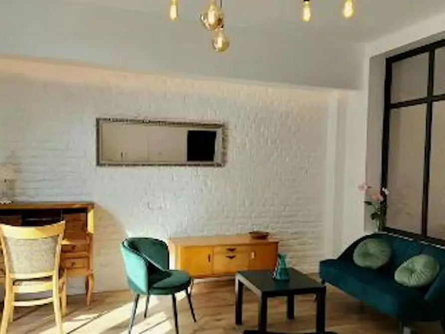 Immagine 1 di Appartamento in affitto  in Rue Bara a Anderlecht
