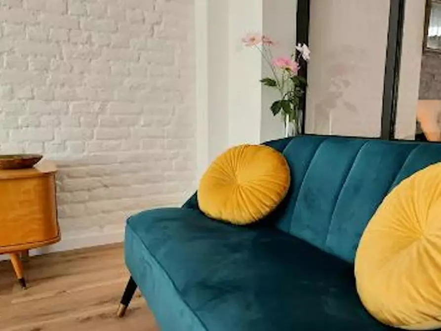 Immagine 2 di Appartamento in affitto  in Rue Bara a Anderlecht