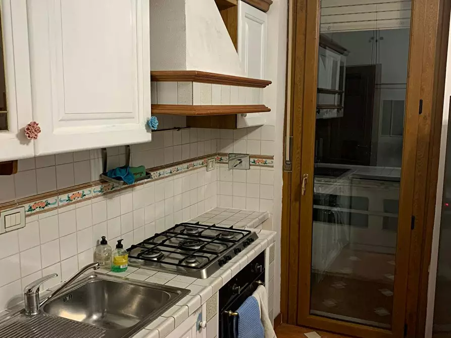 Immagine 8 di Camera in affitto  in Via Tripoli a Roma