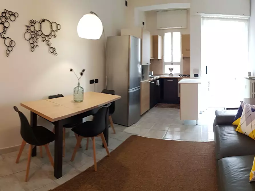 Immagine 4 di Appartamento in affitto  in Via Val di Bondo a Milano