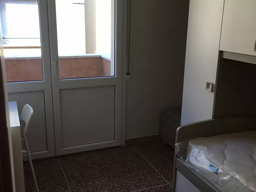 Immagine 3 di Camera in affitto  in Via Pasubio a Bologna