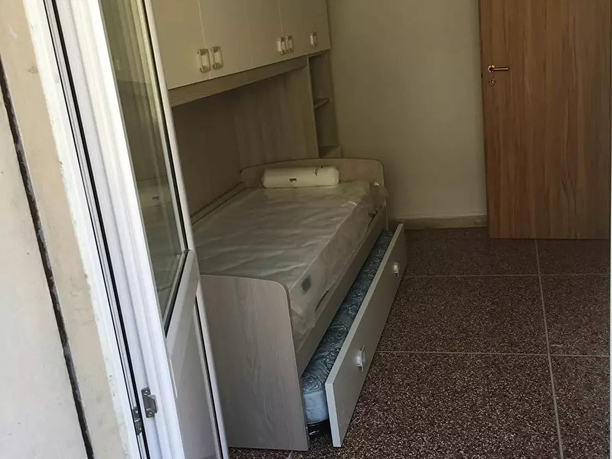 Immagine 4 di Camera in affitto  in Via Pasubio a Bologna