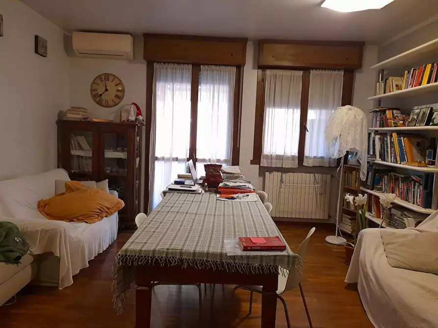 Immagine 4 di Camera in affitto  in Via Artemisia Gentileschi a Parma