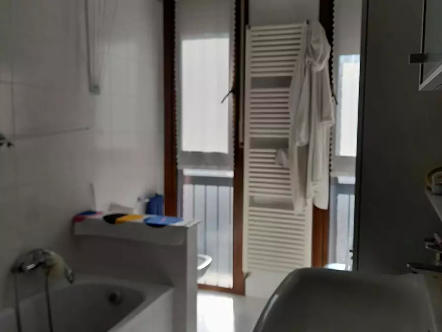 Immagine 8 di Camera in affitto  in Via Artemisia Gentileschi a Parma