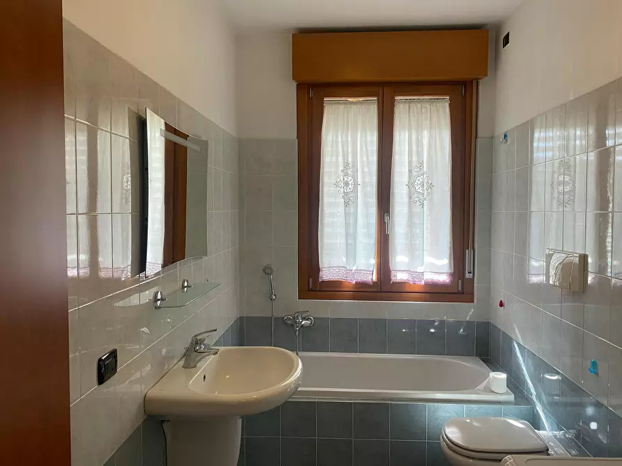 Immagine 8 di Appartamento in affitto  in Via Monte Rosa a Rozzano