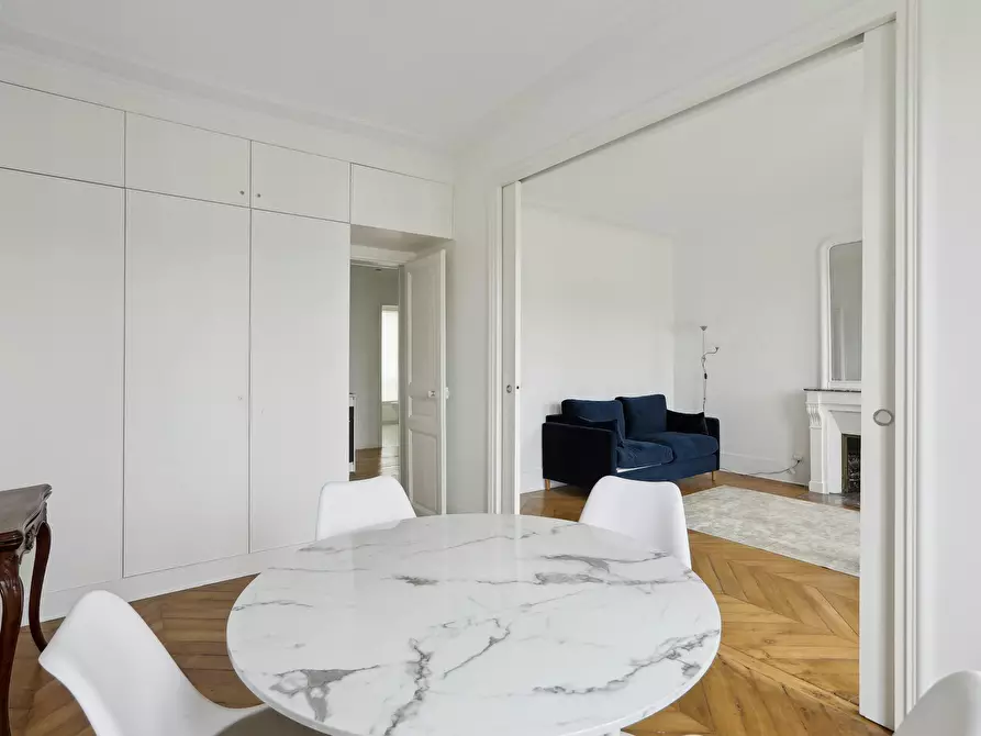 Immagine 4 di Appartamento in affitto  in Avenue de Breteuil a Paris 07
