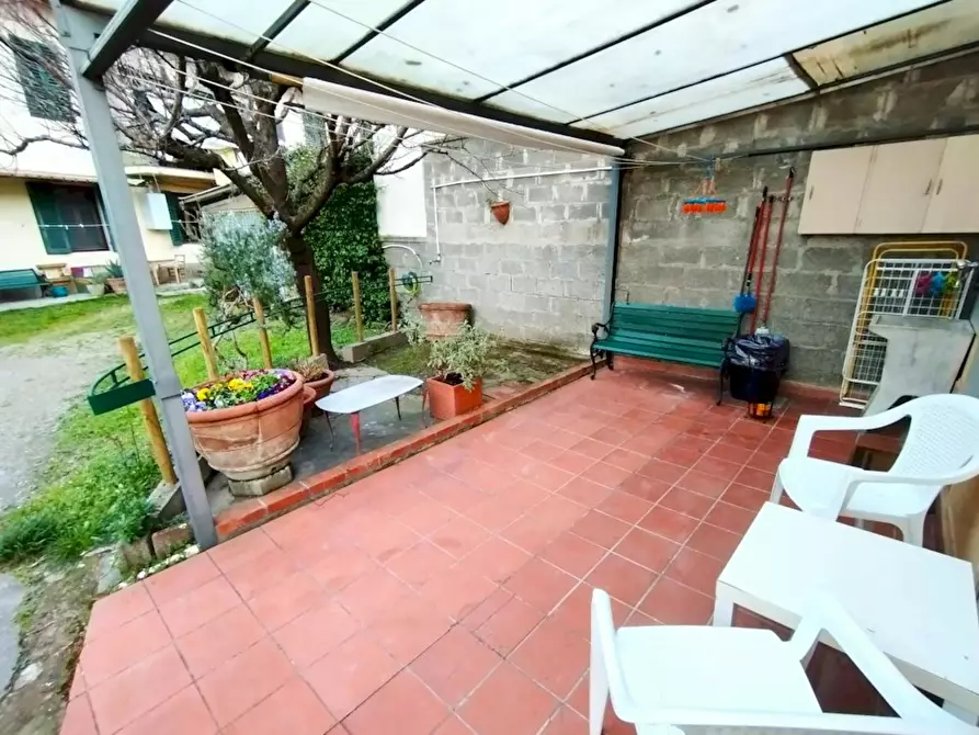 Immagine 10 di Camera in affitto  in Via Francesco Calzolari a Firenze