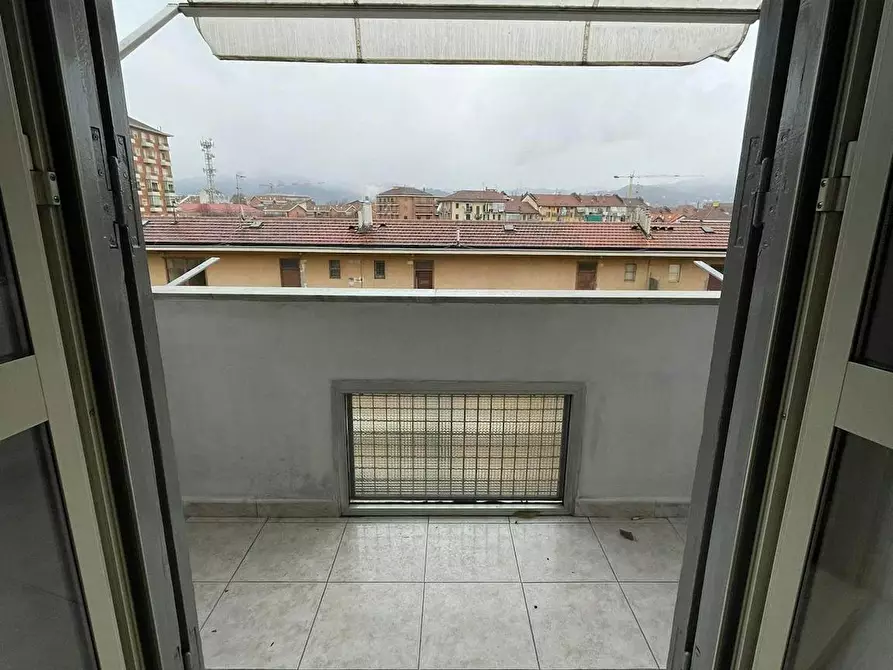 Immagine 10 di Appartamento in affitto  in Via Aosta a Torino