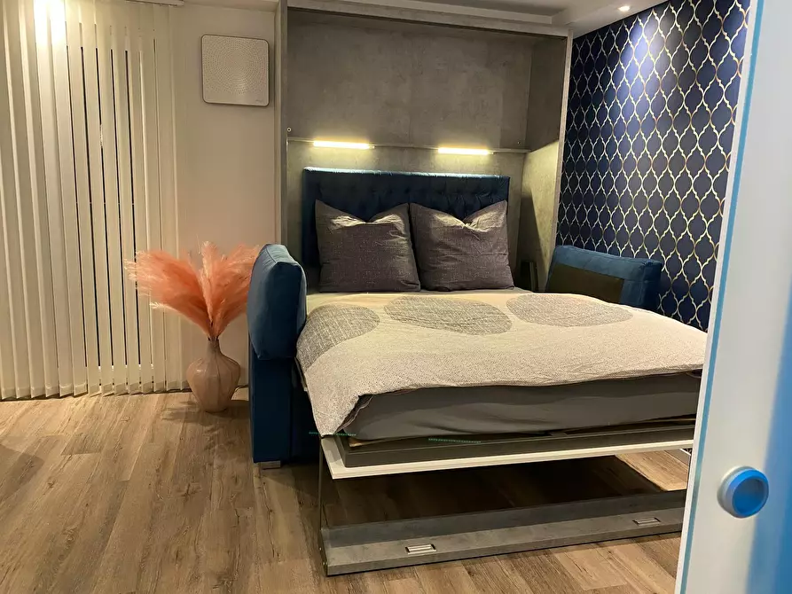 Immagine 9 di Appartamento in affitto  in Brunnenstraße a Düsseldorf
