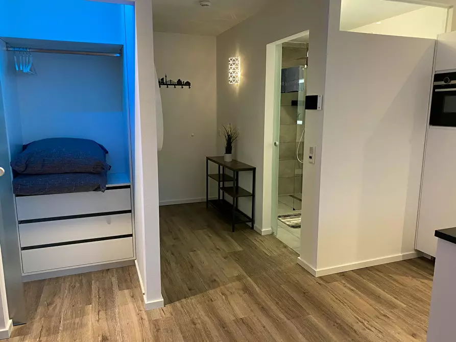 Immagine 8 di Appartamento in affitto  in Brunnenstraße a Düsseldorf