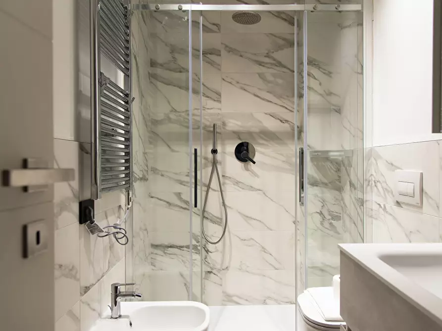 Immagine 8 di Appartamento in affitto  in Via Monte Bianco a Milano