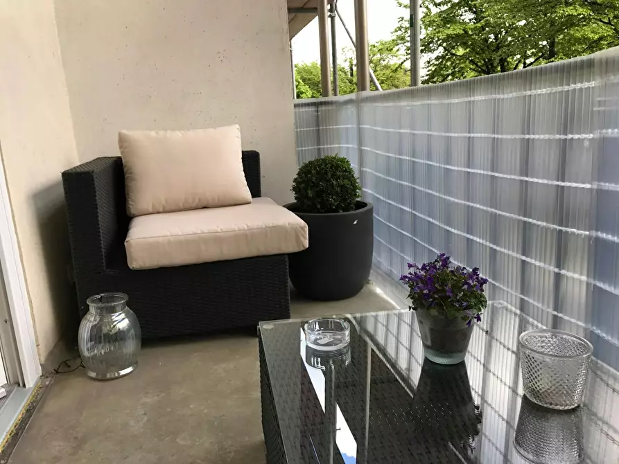 Immagine 2 di Appartamento in affitto  in Brehmstraße a Düsseldorf