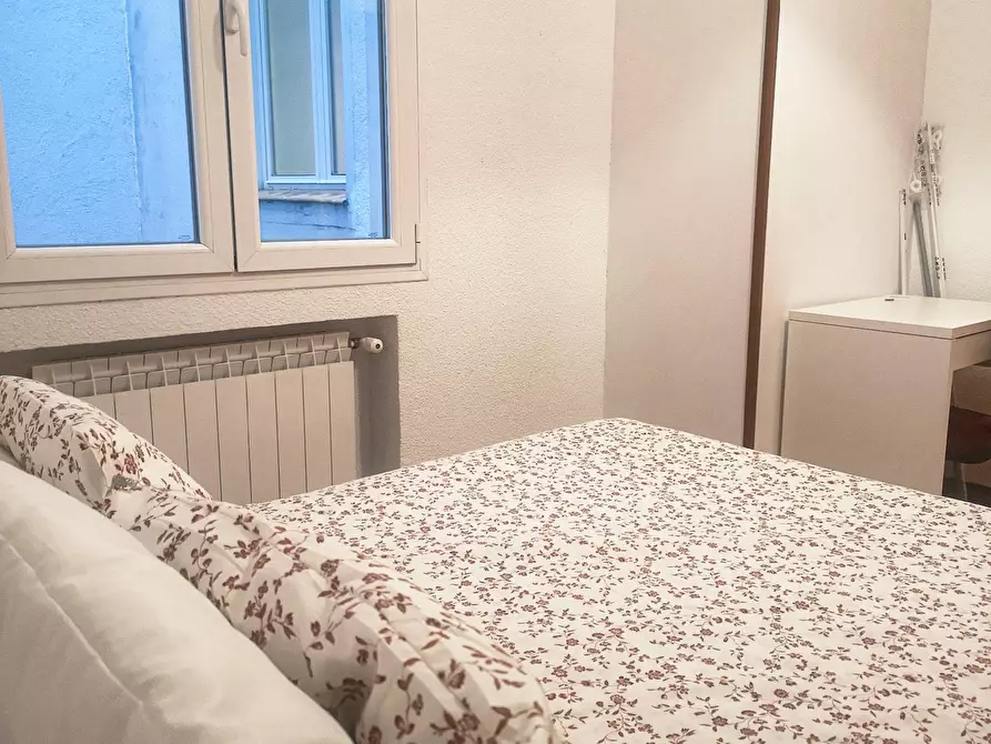Immagine 3 di Camera in affitto  in Calle de José Ortega y Gasset a Madrid