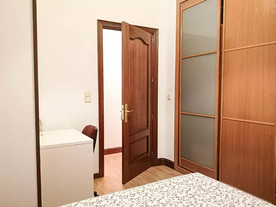 Immagine 4 di Camera in affitto  in Calle de José Ortega y Gasset a Madrid