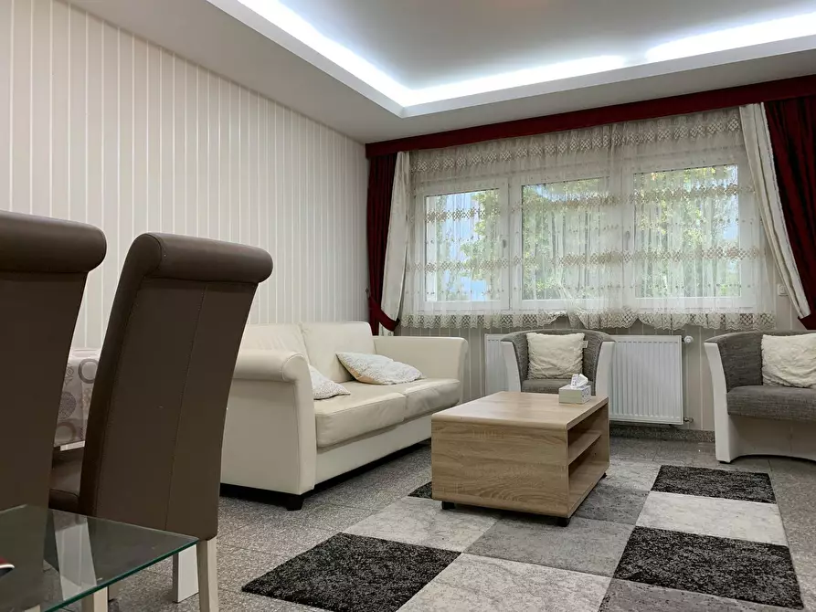 Immagine 2 di Appartamento in affitto  in Rampenstraße a Mainz-Kastel