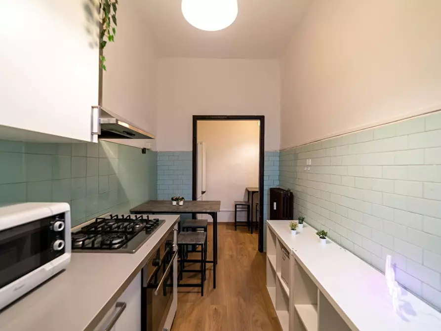 Immagine 8 di Camera in affitto  in Viale Campania a Milano