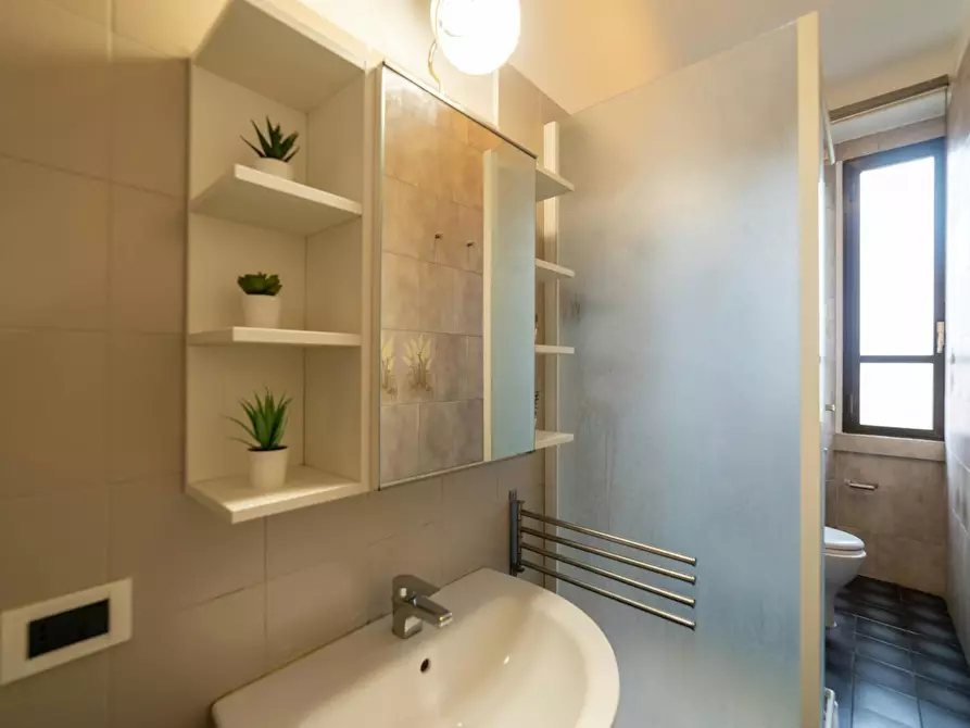 Immagine 9 di Camera in affitto  in Viale Campania a Milano