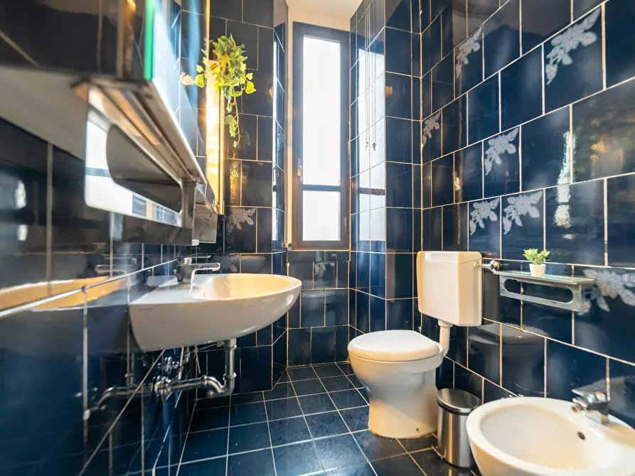 Immagine 10 di Camera in affitto  in Viale Campania a Milano