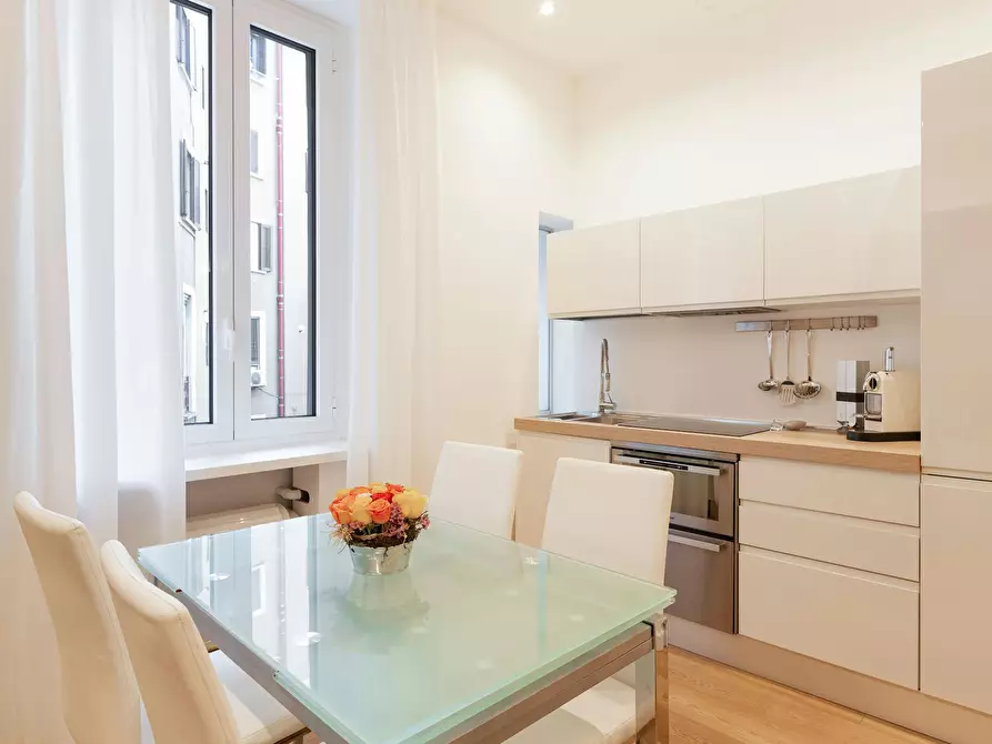 Immagine 2 di Appartamento in affitto  in Via Marghera a Milano