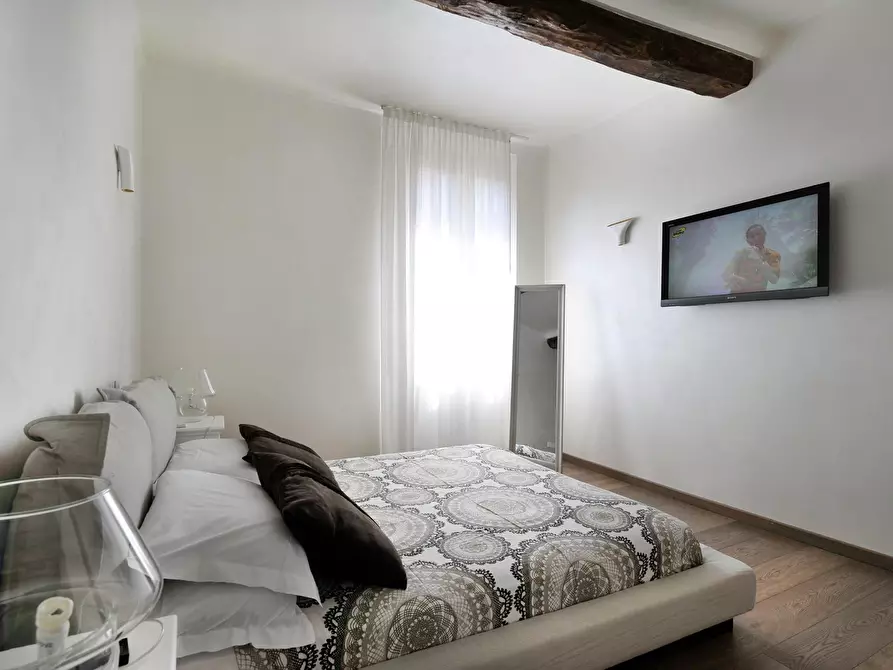 Immagine 3 di Appartamento in affitto  in Via Santo Stefano a Bologna