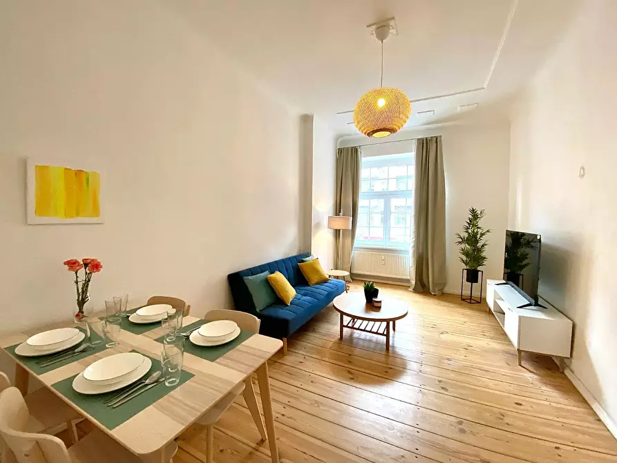 Immagine 2 di Appartamento in affitto  in Elsenstraße a Berlin