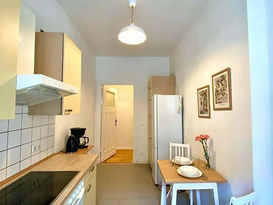 Immagine 9 di Appartamento in affitto  in Elsenstraße a Berlin