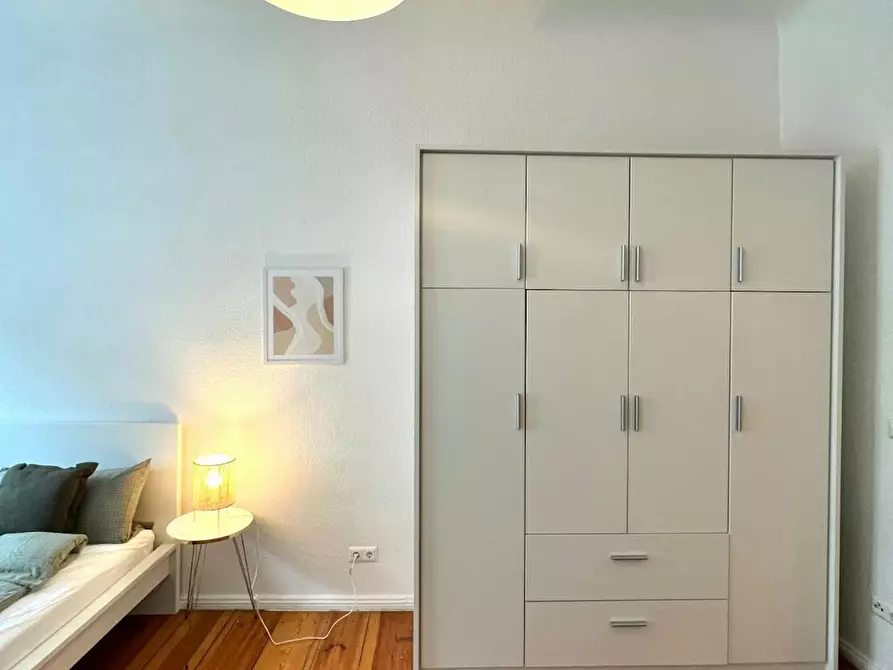 Immagine 6 di Appartamento in affitto  in Elsenstraße a Berlin